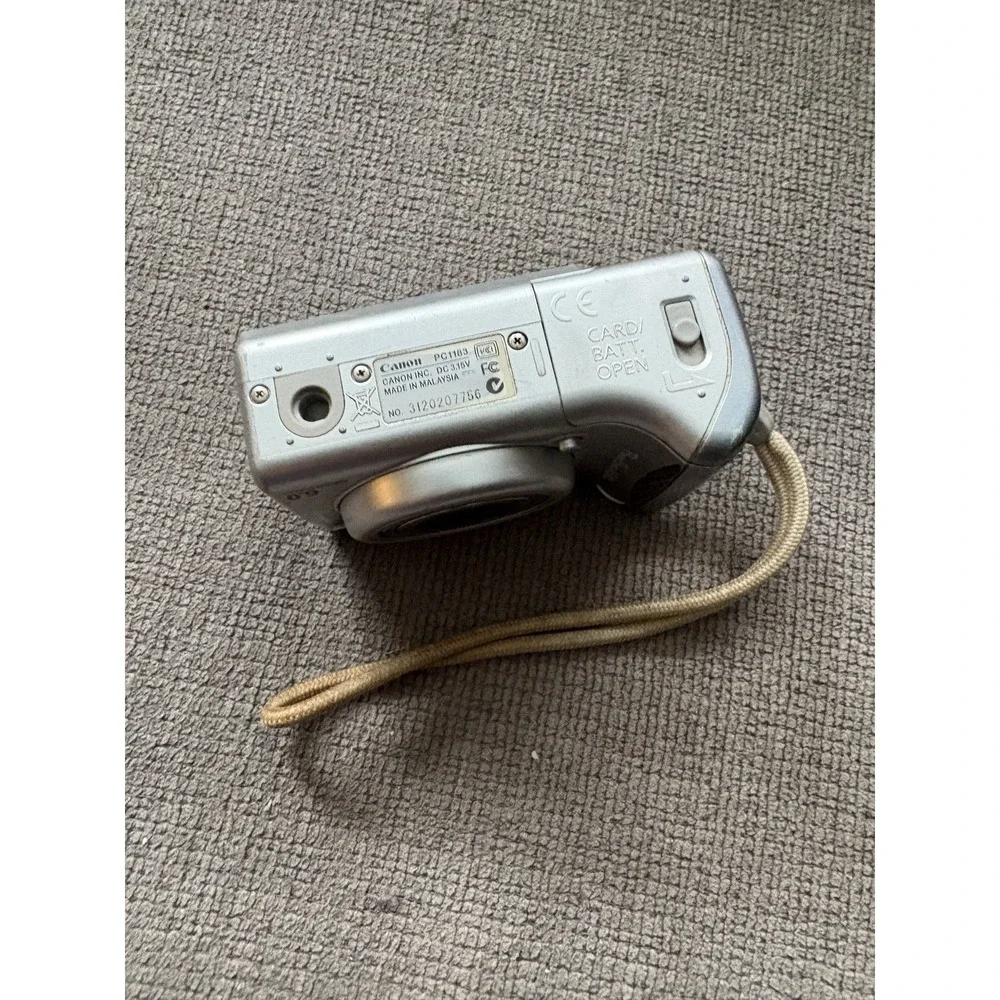 Canon PowerShot A540 6MP Digital Camera 4x Zoom For Parts Only